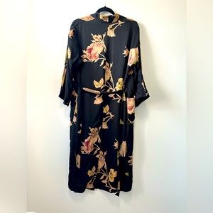 Wilfred Satin Kimono/ Robe size XXS Black Floral